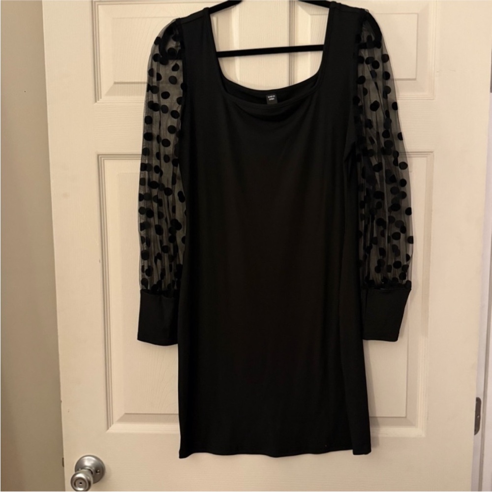 Black Ribbed Bodycon dress with Sheer Polka Dot Sleeves - Picture 7 of 8